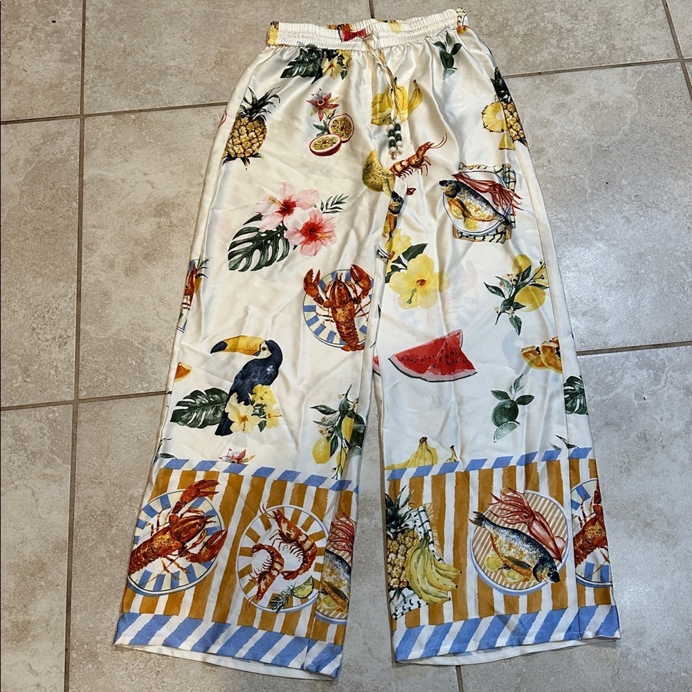 NEW! Bailey 44 Italian Summer Satin Wide Leg Pants S Food Crawfish Lemons - Picture 2 of 8
